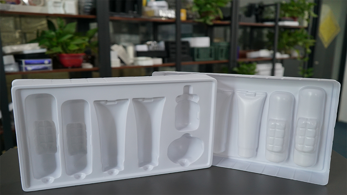 深圳吸塑